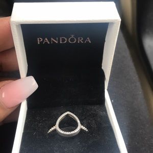 Pandora Ring